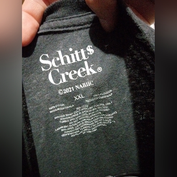 2/$10 Schitts Creek Unisex Graphic Tee XXL EUC - Picture 4 of 4